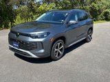 New 2025 Volkswagen Tiguan SE image 3