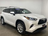 Used 2023 Toyota Highlander Limited image 2