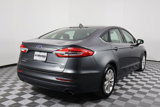 Used 2020 Ford Fusion SE image 2
