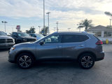 Used 2020 Nissan Rogue SV w/ Premium Package image 4