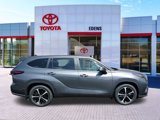 Used 2024 Toyota Highlander LE image 2