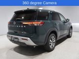 Used 2025 Nissan Pathfinder SL image 2