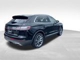 Used 2022 Lincoln Nautilus Reserve image 5