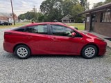 Used 2019 Toyota Prius LE image 6