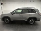 New 2025 Subaru Forester Premium image 5