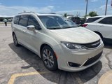 Used 2020 Chrysler Pacifica Limited w/ Tire & Wheel Group image 4