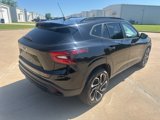 Used 2025 Chevrolet Trax RS w/ Sunroof Package image 5