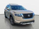 New 2025 Nissan Pathfinder Platinum image 3