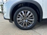 New 2025 Nissan Pathfinder SL image 3