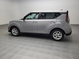 Used 2023 Kia Soul LX w/ LX Technology Package image 3
