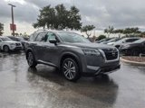 New 2025 Nissan Pathfinder Platinum image 2
