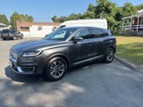 Used 2019 Lincoln Nautilus Select image 4