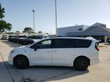 New 2025 Chrysler Pacifica Premium image 2