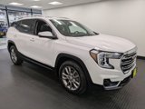 Used 2022 GMC Terrain SLT w/ Infotainment Package II image 3