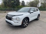 New 2025 Mitsubishi Outlander SE image 3