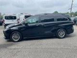 Used 2023 Toyota Sienna XLE image 3