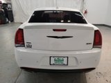 Used 2022 Chrysler 300 Touring L image 4
