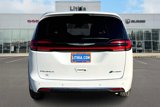 Used 2023 Chrysler Pacifica Touring-L image 4