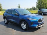 Used 2023 Ford Escape Active image 2