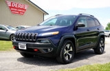 Used 2016 Jeep Cherokee Trailhawk image 2