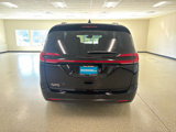 New 2026 Chrysler Pacifica Limited image 6