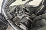 Certified 2025 Porsche Macan image 3