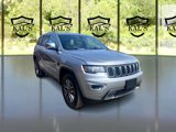 Used 2020 Jeep Grand Cherokee Limited w/ Luxury Group II image 3