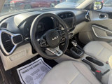 Used 2023 Kia Soul LX w/ LX Technology Package image 5