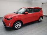 Used 2023 Kia Soul LX w/ LX Technology Package image 2