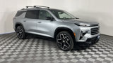 New 2025 Chevrolet Traverse High Country image 2