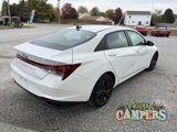 Used 2021 Hyundai Elantra SEL w/ Convenience Package image 4