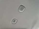 Used 2023 Chrysler Voyager LX image 5