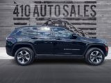 Used 2023 Jeep Grand Cherokee 4WD 4xe image 2