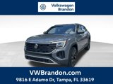New 2026 Volkswagen Atlas Cross Sport SE image 1