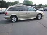 Used 2006 Chrysler Town & Country Touring image 5