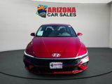 Used 2024 Hyundai Elantra SE image 2