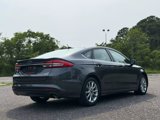 Used 2017 Ford Fusion SE w/ Fusion SE Technology Package image 5