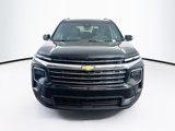 Used 2025 Chevrolet Traverse LT image 2