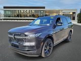New 2025 Lincoln Navigator Reserve image 2