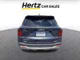 Used 2024 Kia Sorento S image 3