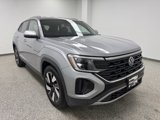 Used 2024 Volkswagen Atlas Cross Sport SE image 2