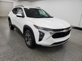 Used 2024 Chevrolet Trax LT w/ LT Convenience Package image 3