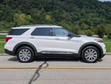 Used 2020 Ford Explorer Limited w/ Hybrid Equipment Group 310A image 3