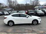 Used 2015 MAZDA MAZDA3 i Touring w/ Technology Package image 4