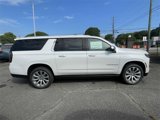 New 2025 Chevrolet Suburban Premier image 2