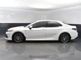 Used 2023 Toyota Camry XLE image 2