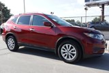 Used 2018 Nissan Rogue SV image 3