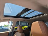 Used 2025 Nissan Pathfinder Platinum image 3