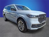 New 2025 Lincoln Navigator L Reserve image 2