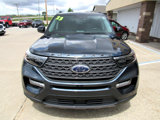 Used 2023 Ford Explorer XLT w/ Equipment Group 202A image 2